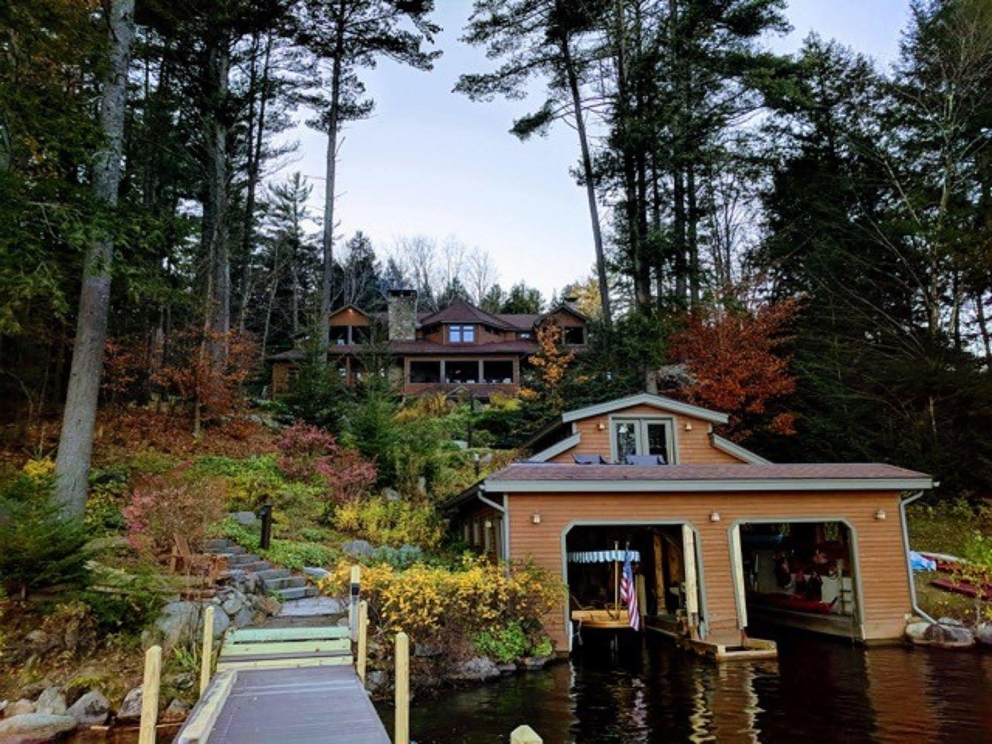 The Fern Lodge Chestertown Exterior photo